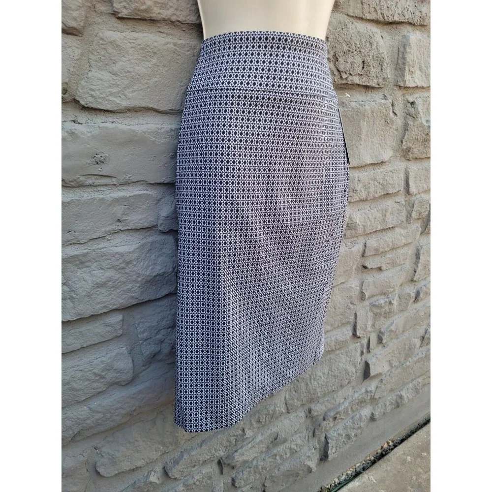 NWT Soho Apparel Black & White High Waisted Geometric Pencil Skirt Size Small